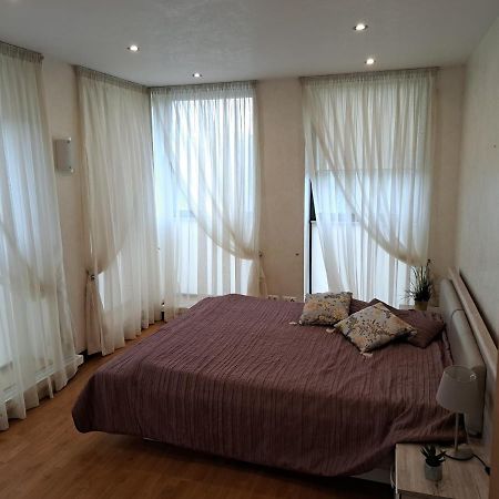 Andyshaun Service Appartments Рига Екстер'єр фото
